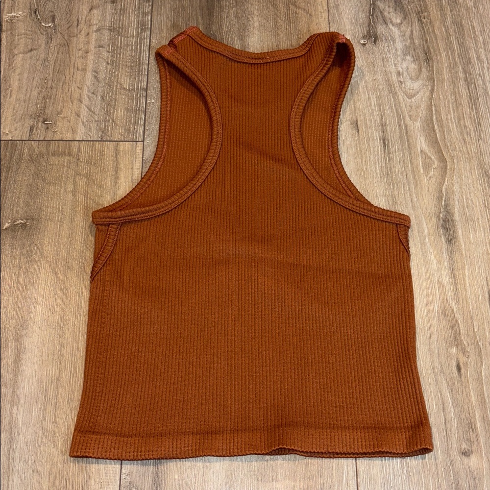 Dynamic Tank Top - Picture 2 of 4
